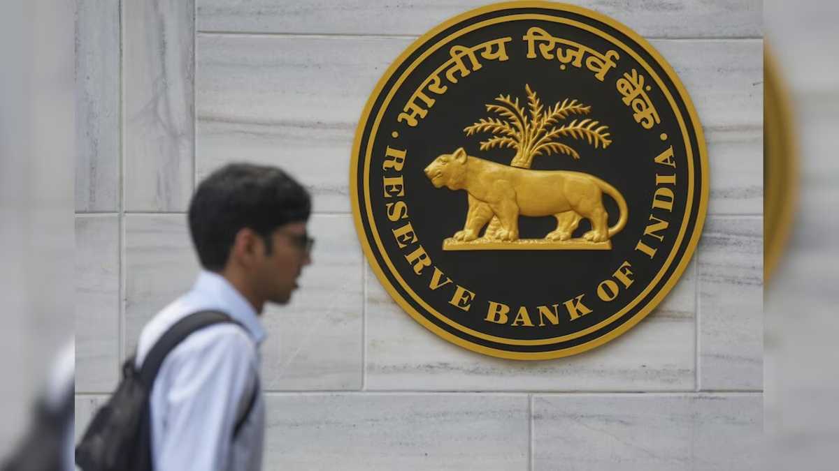 rbi office and a boy